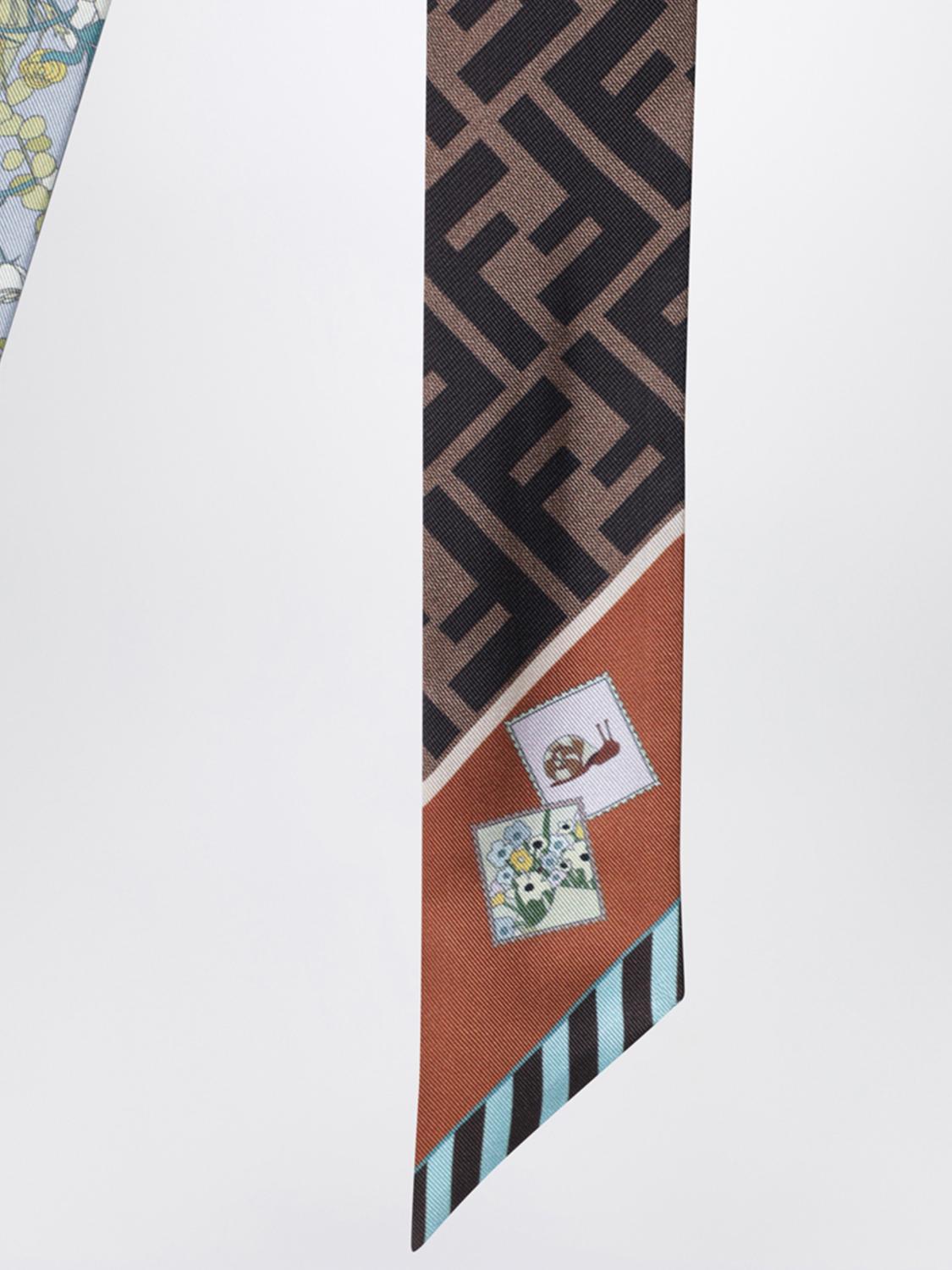 woman's neck scarf