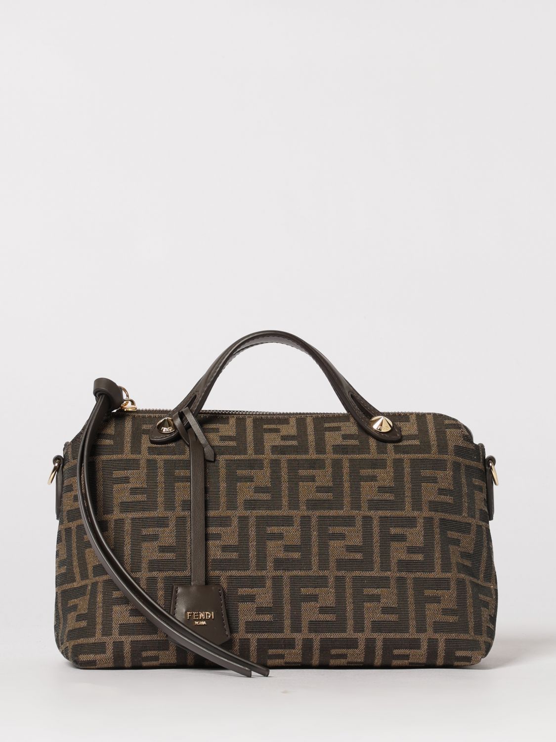woman's tote bag