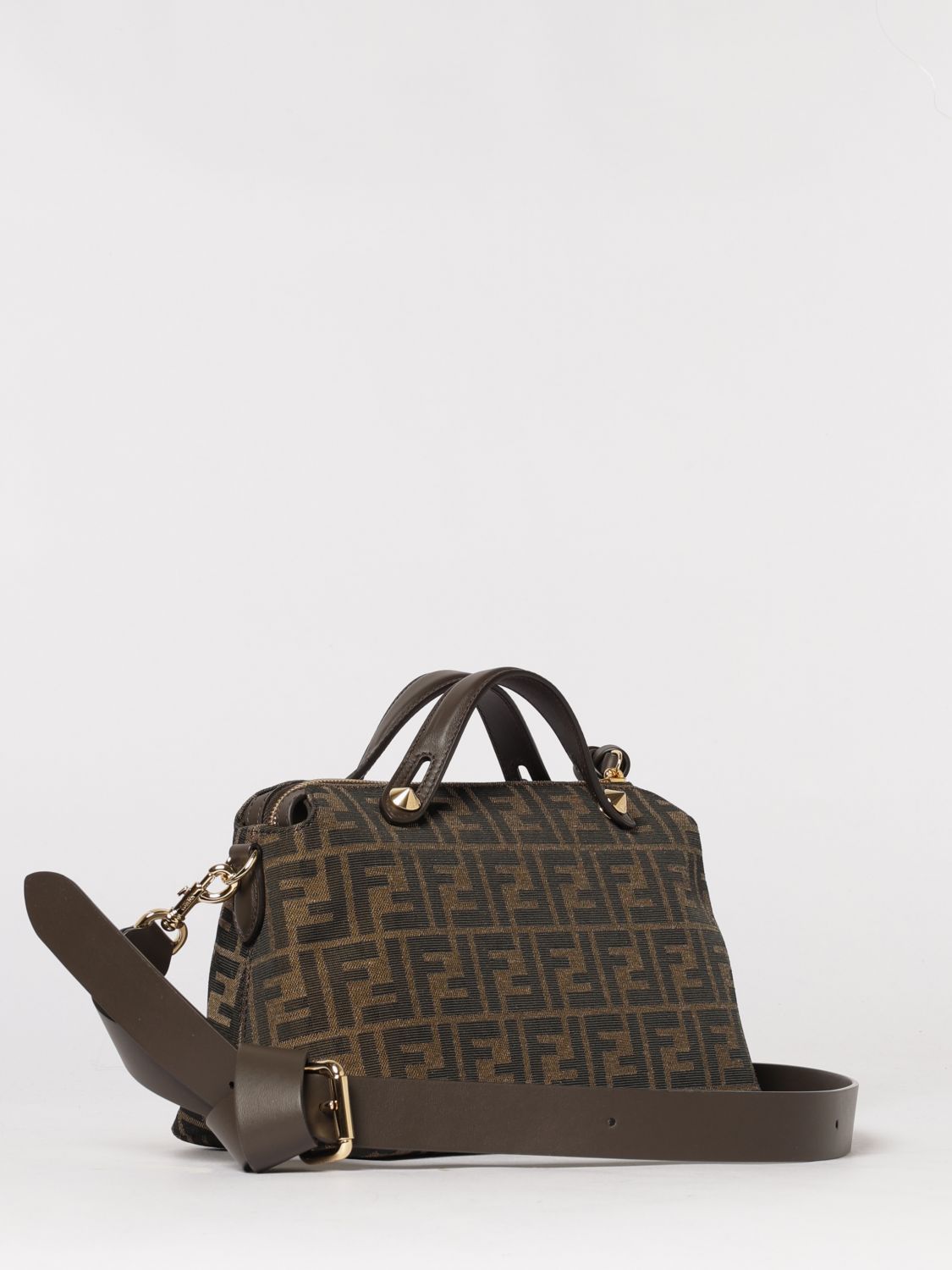 woman's tote bag