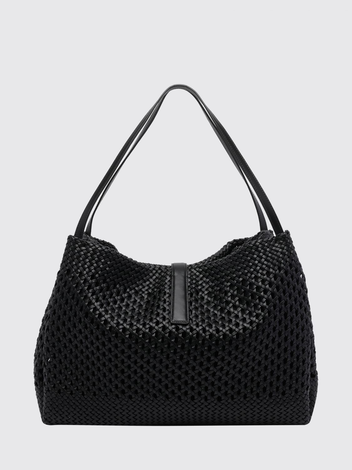woman's shoulder bag