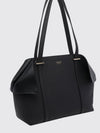 woman's shoulder bag