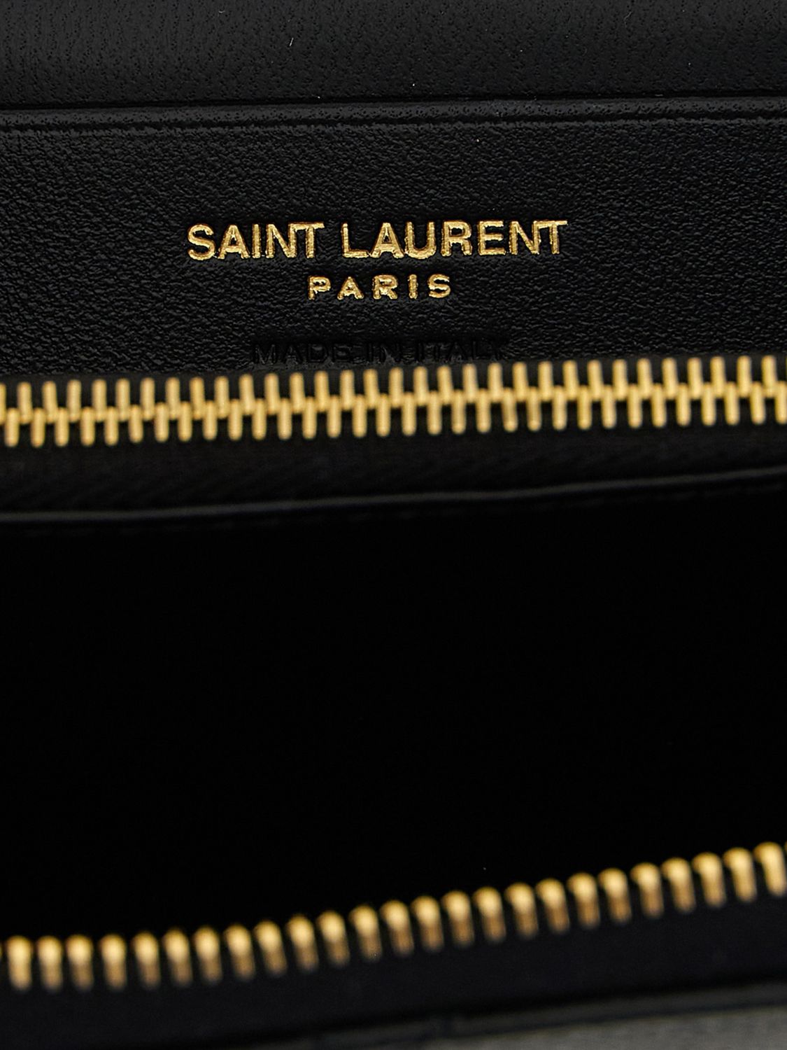 woman's wallet