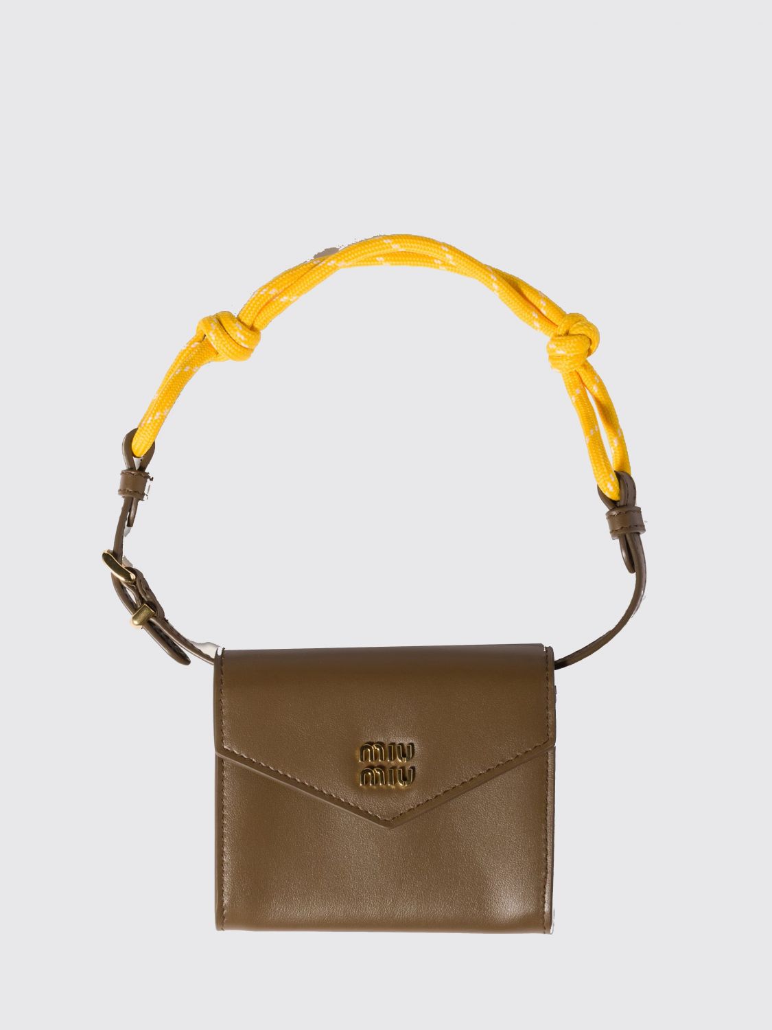 woman's wallet
