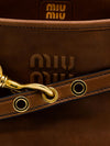 woman's shoulder bag