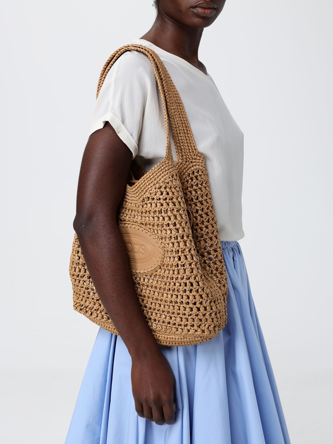 woman's shoulder bag