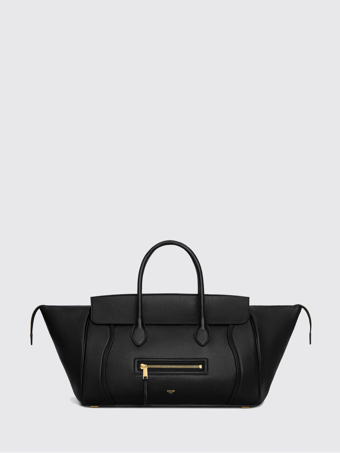 woman's tote bag