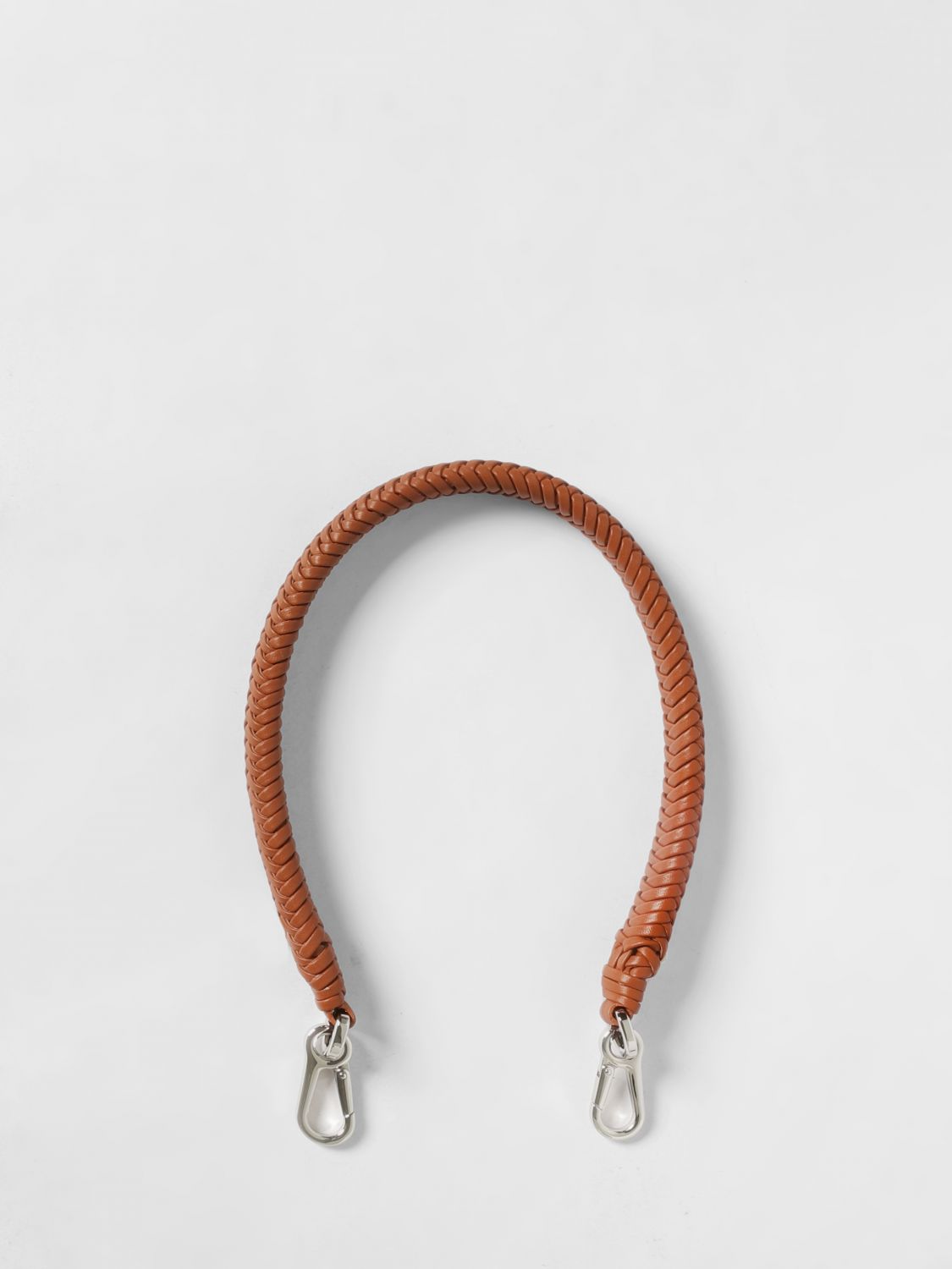 shoulder strap woman