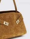 woman's shoulder bag