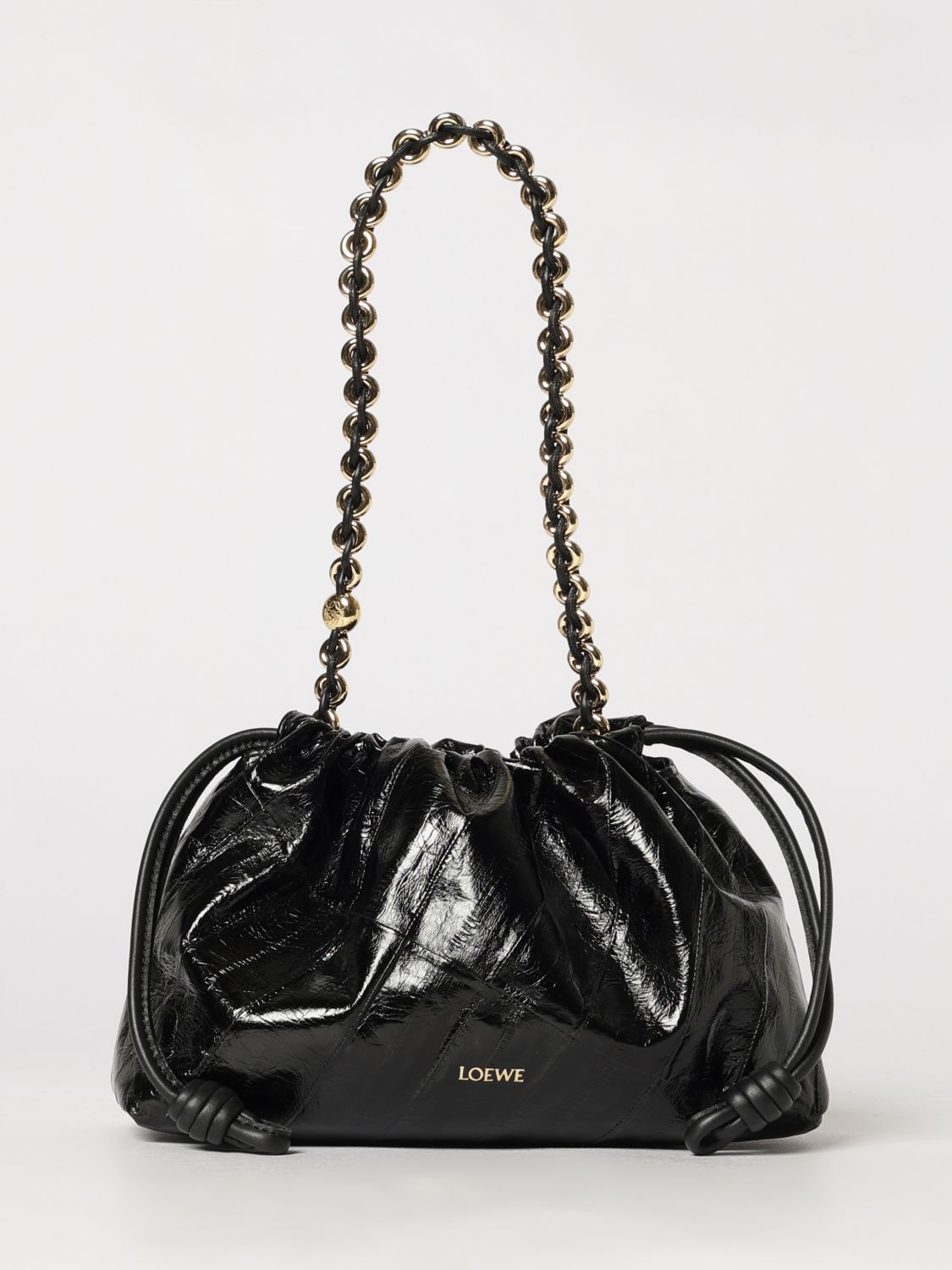 woman's shoulder bag