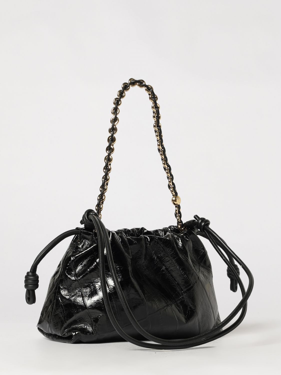 woman's shoulder bag