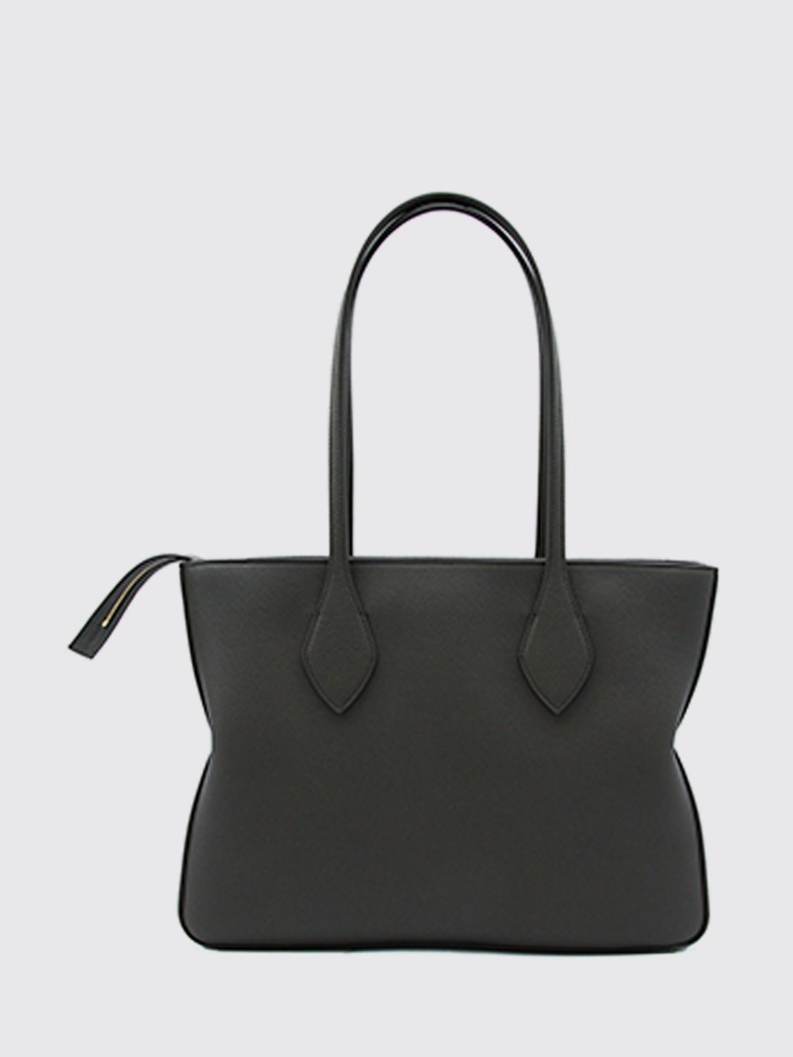 star medium grained leather bag