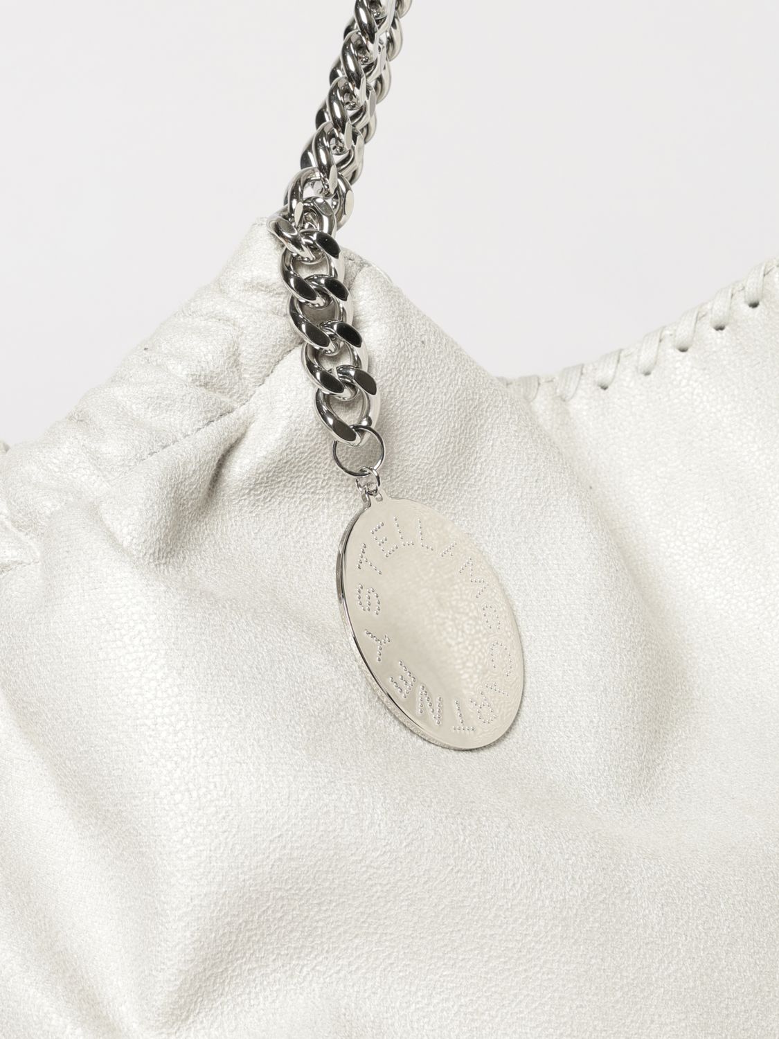 woman's shoulder bag