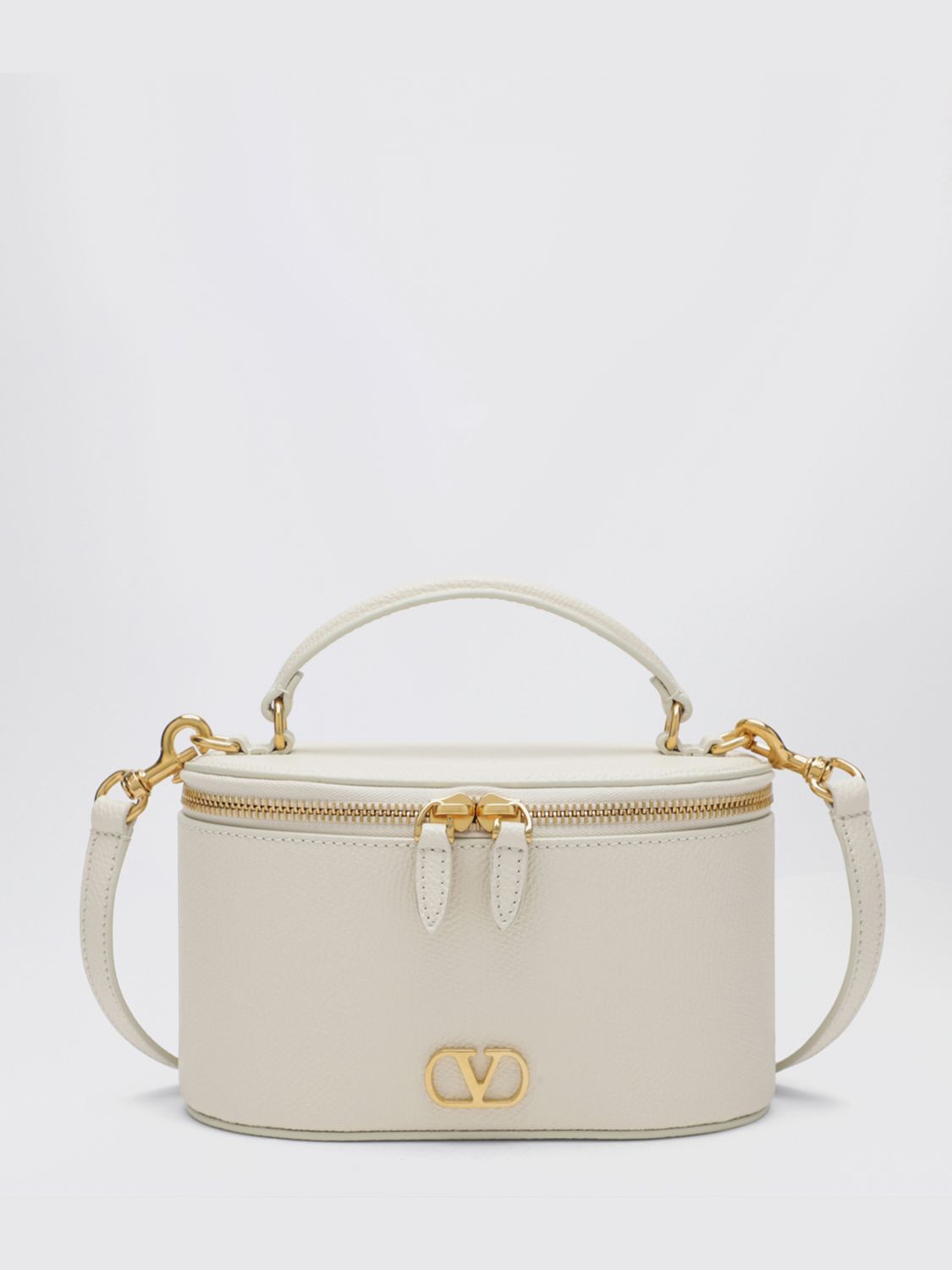 woman's tote bag