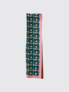 woman's neck scarf