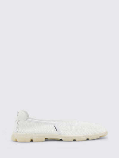 woman's ballet flat