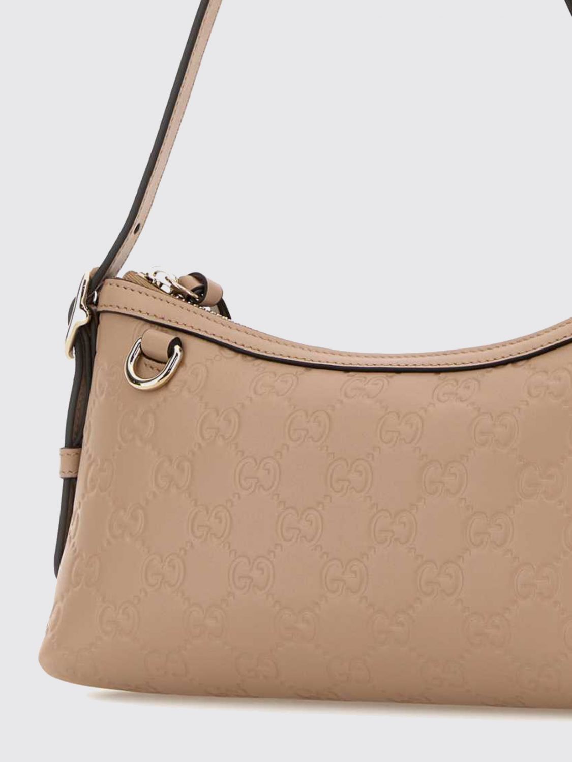 woman's shoulder bag