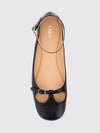 woman's ballet flat chloé