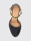 woman's pump chloé