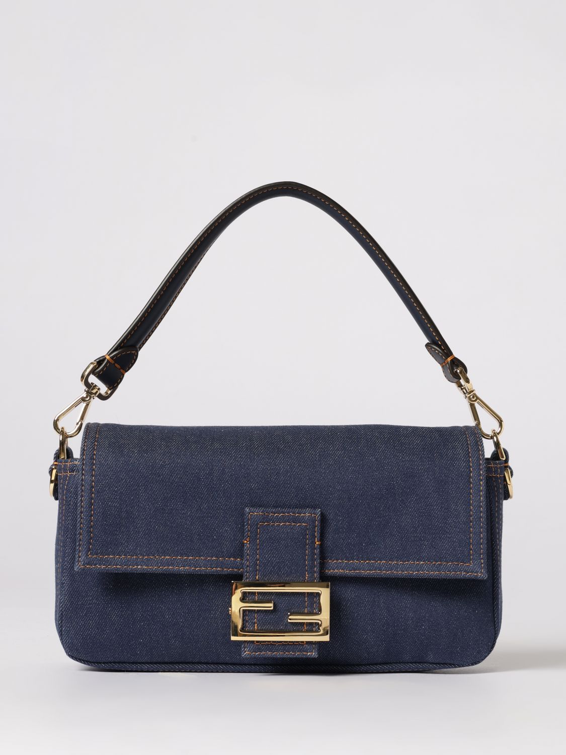 woman's shoulder bag