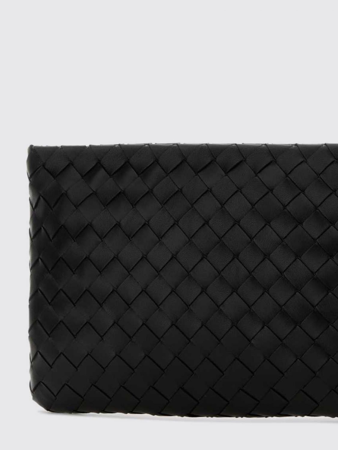 intrecciato leather pouch