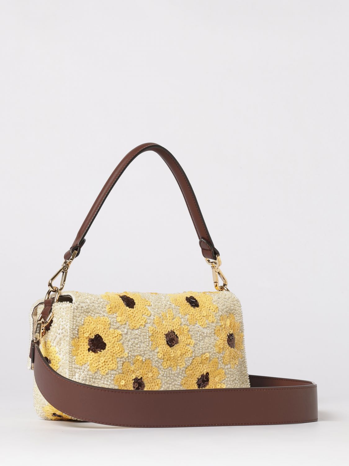woman's shoulder bag