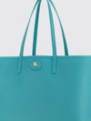 woman's tote bag