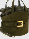 woman's shoulder bag