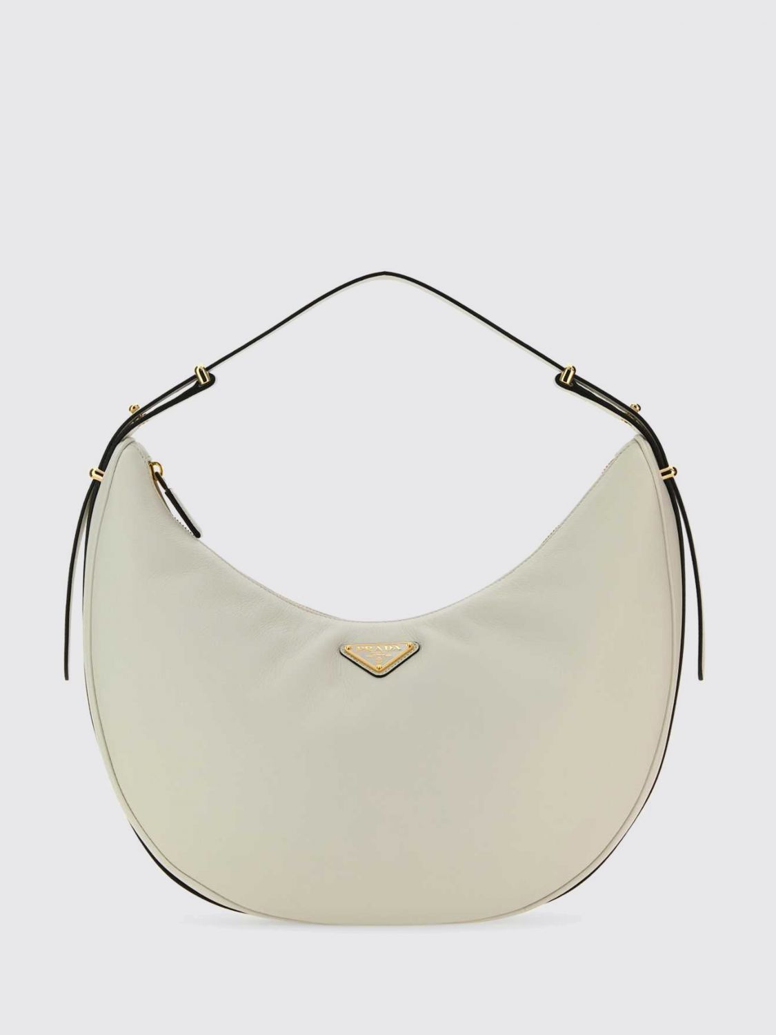 woman's shoulder bag