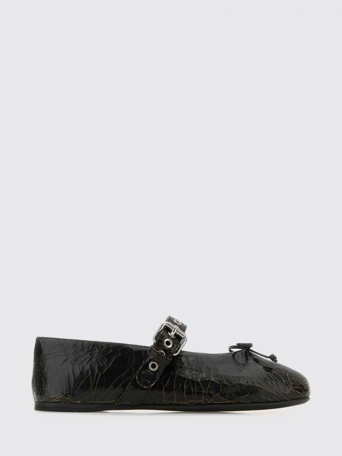 woman's ballet flat