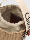 woody raffia bucket bag chloé