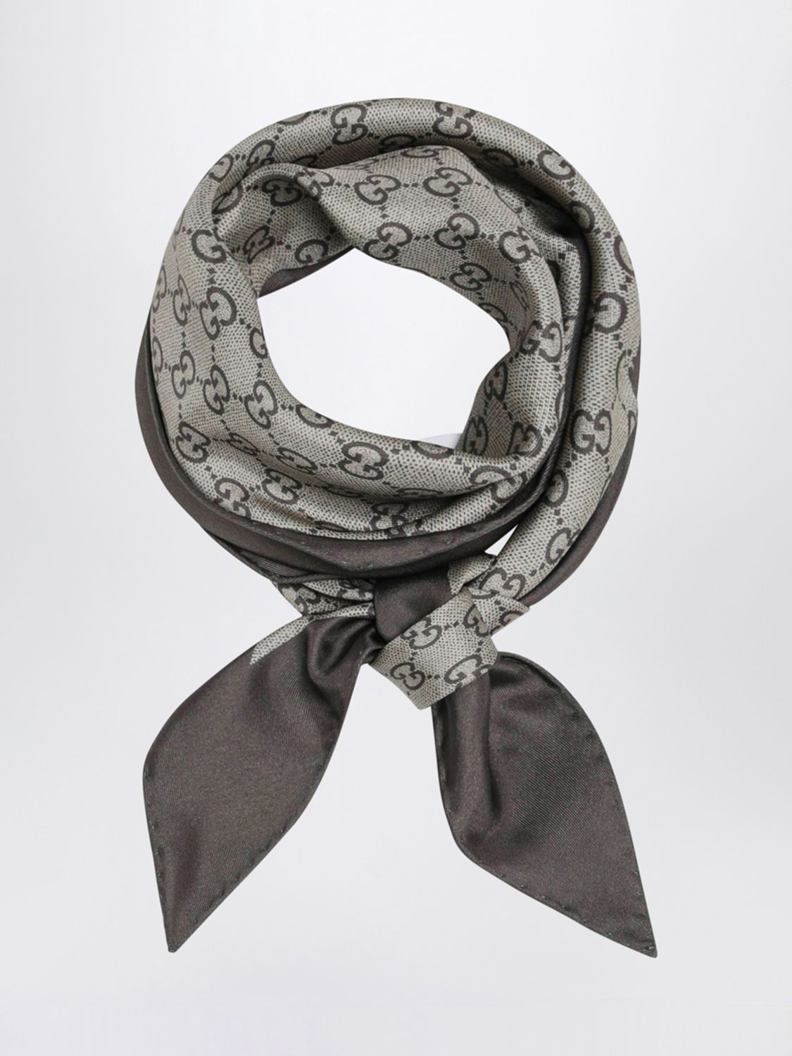 woman's neck scarf