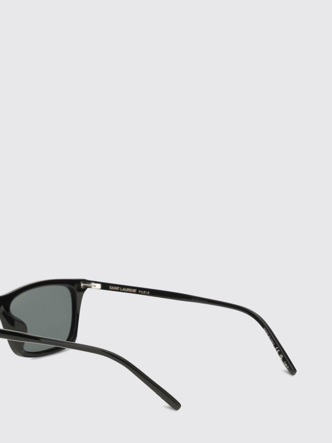 woman's sunglasses