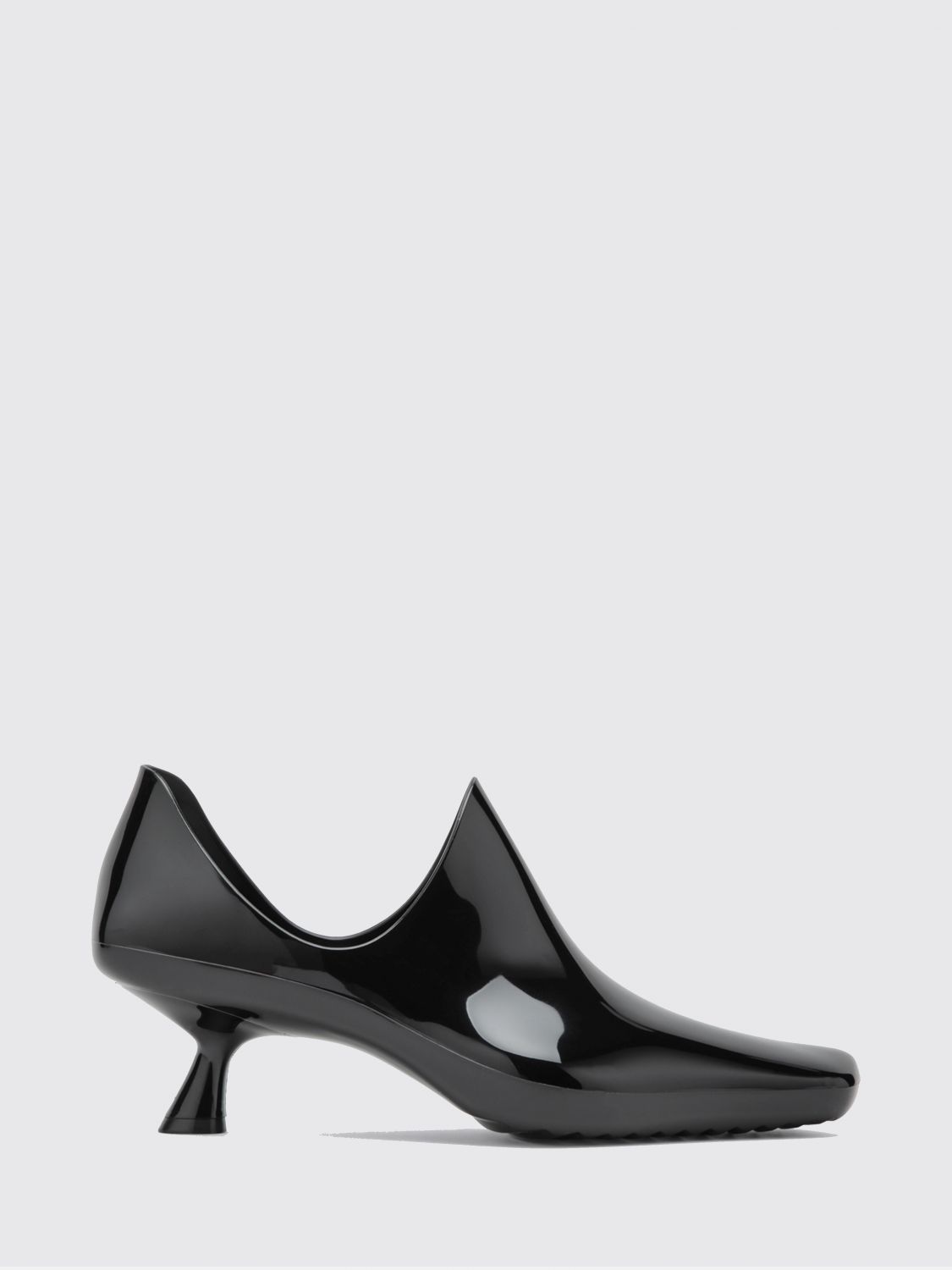 high heel shoes woman