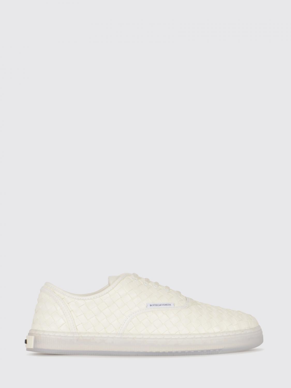 sneakers woman