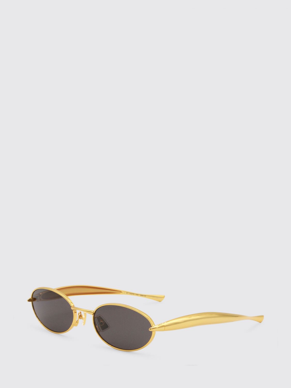 woman's sunglasses