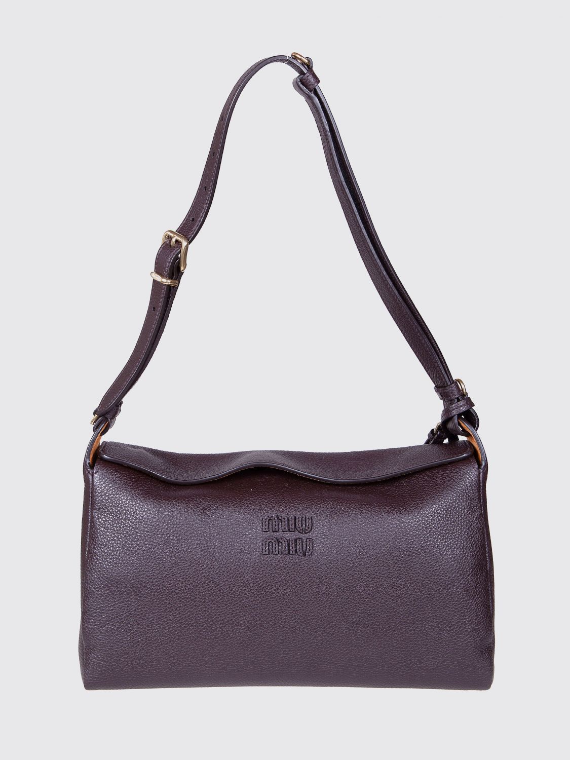 woman's shoulder bag