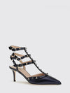 rockstud leather pumps