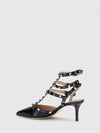 rockstud leather pumps