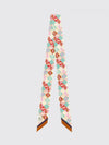 woman's neck scarf
