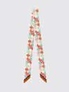 woman's neck scarf