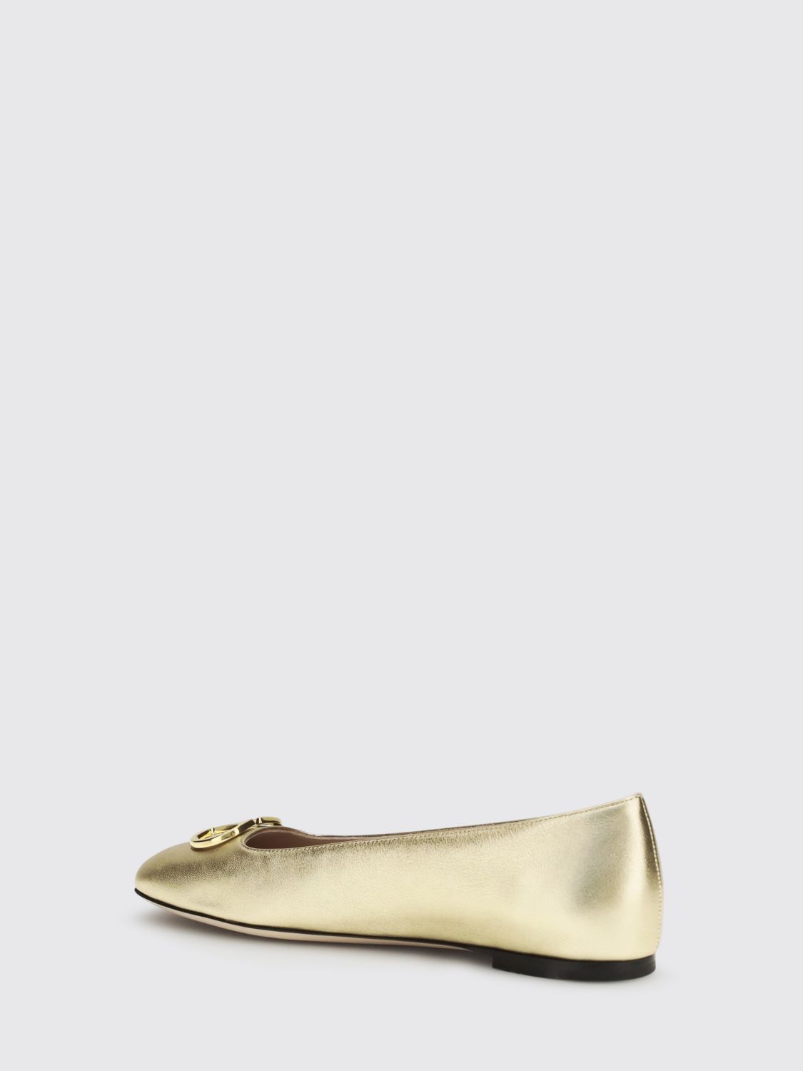 woman's ballet flat