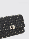 rockstud spike matelassé nappa clutch