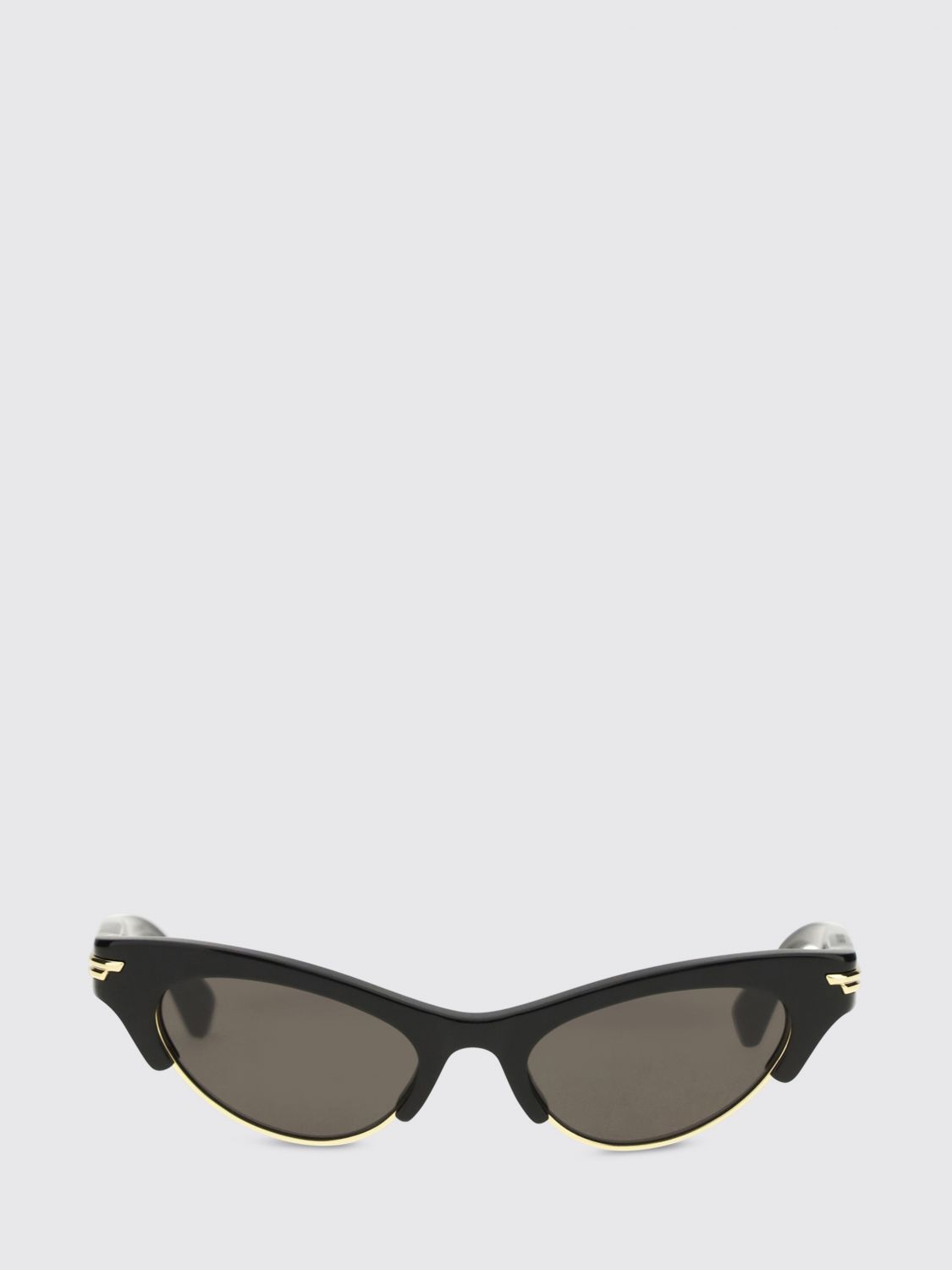 woman's sunglasses