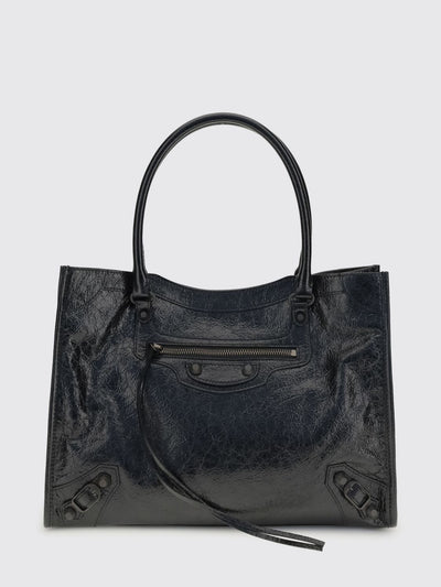 woman's tote bag