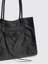 woman's tote bag