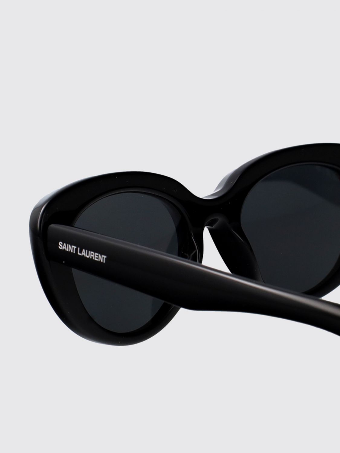 cat-eye sunglasses in acetate with contrast lettering logo