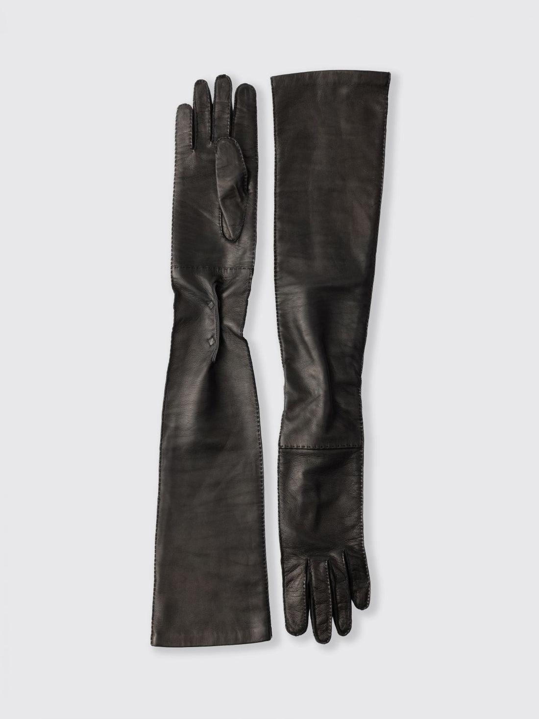 PRADA 7 woman&