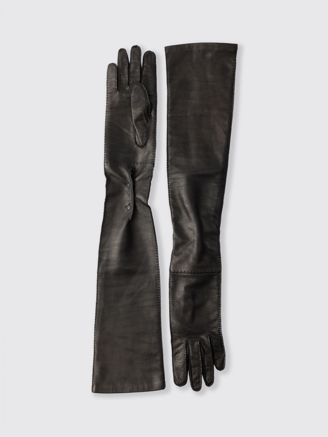 woman's gloves