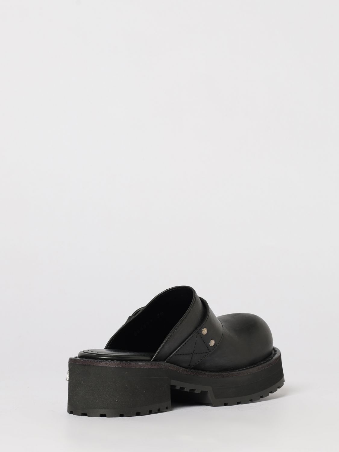 venom leather mules