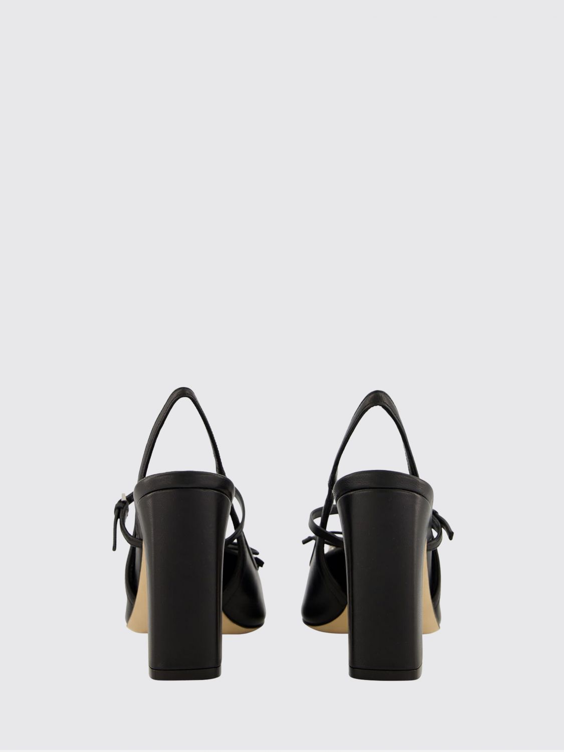 leather pumps with horsebit